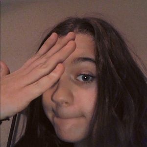 Meet your Posher, Ellah